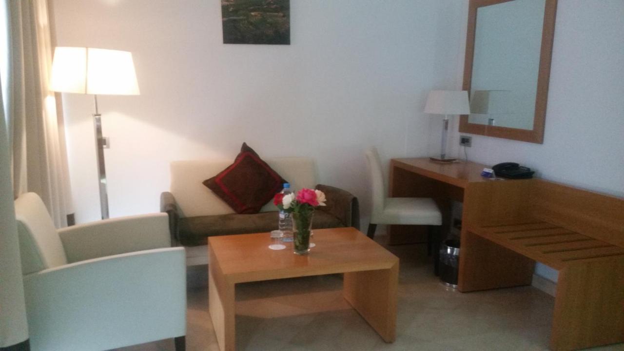 Suites Hotel Mohammed V By Accor Al Hoceima Exterior photo
