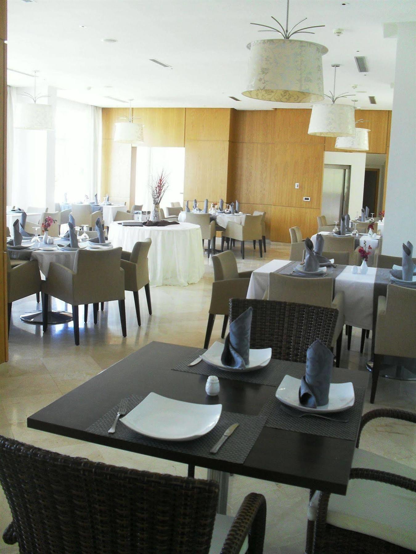Suites Hotel Mohammed V By Accor Al Hoceima Exterior photo
